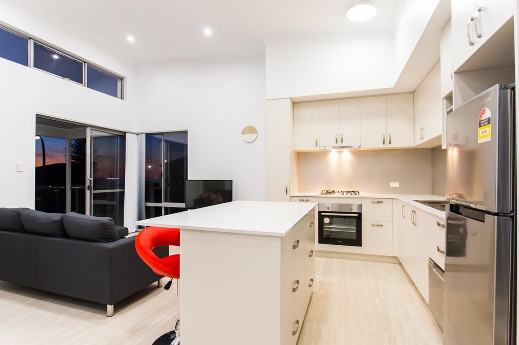 Reflections By Rockingham Apartments Room photo